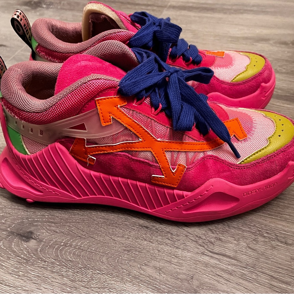 Off white Pink 1000